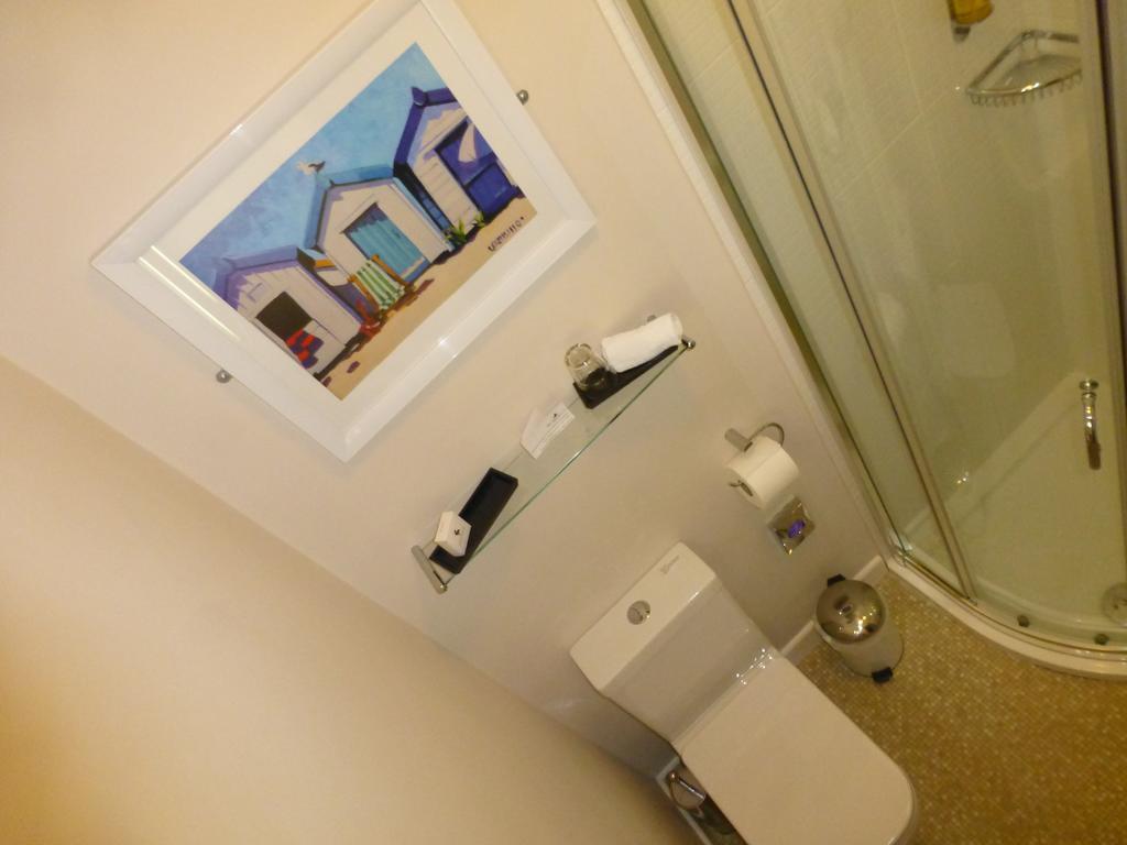 Waters Reach Guest House Крайстчърч Стая снимка