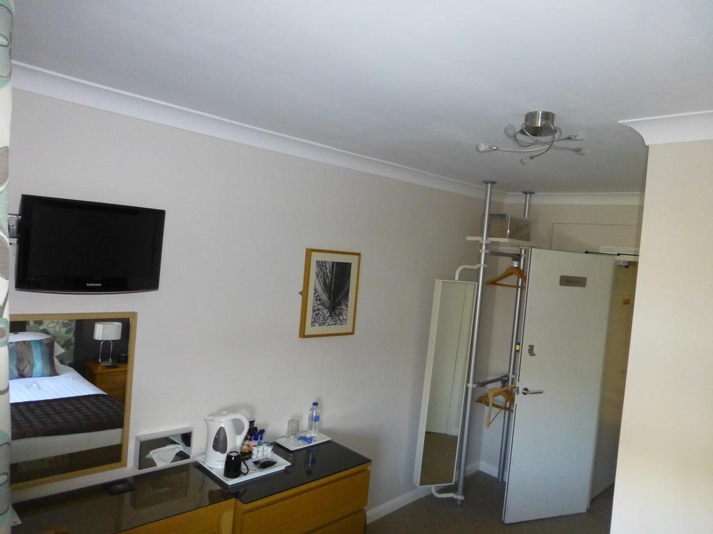 Waters Reach Guest House Крайстчърч Стая снимка