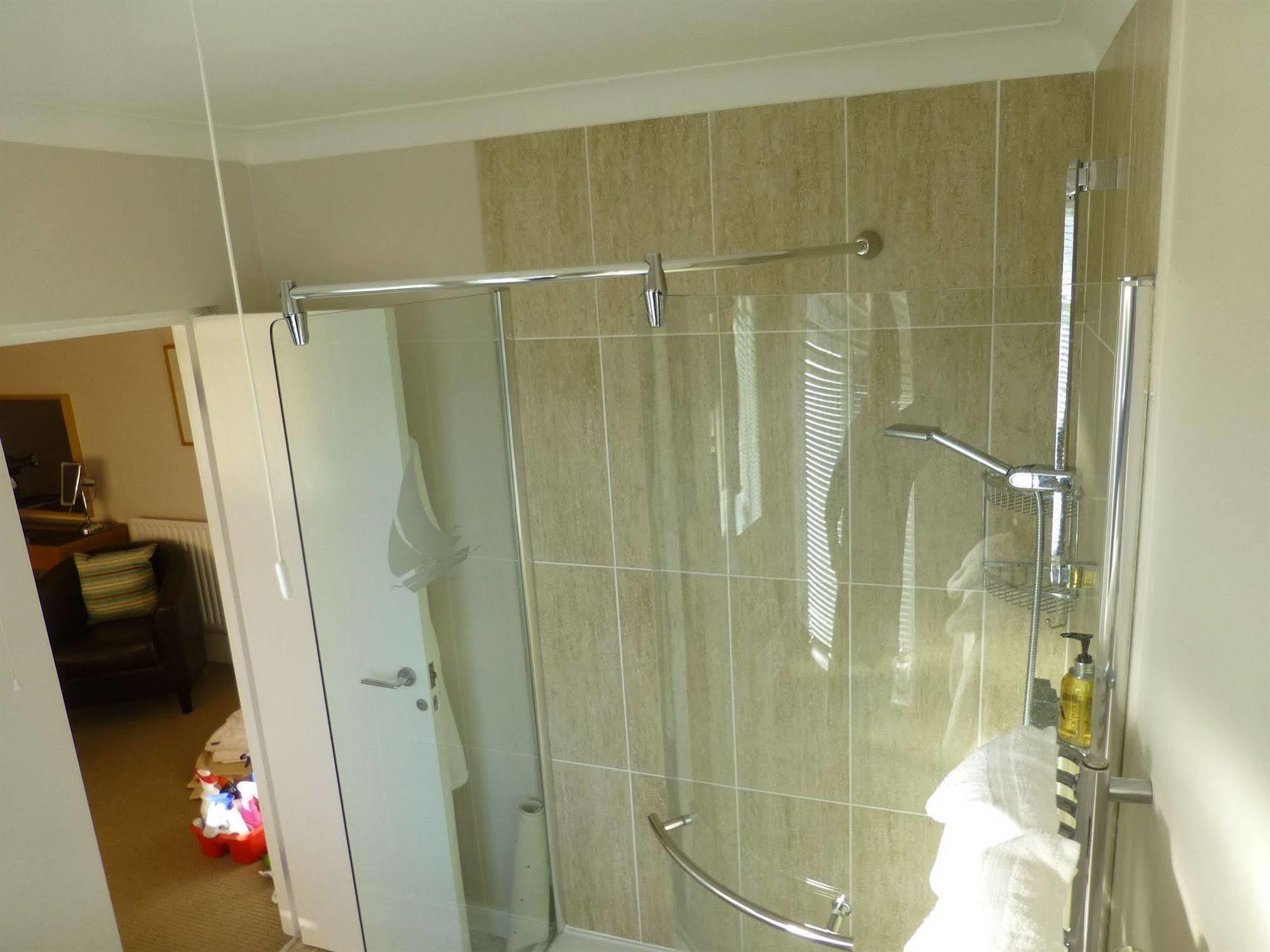 Waters Reach Guest House Крайстчърч Екстериор снимка