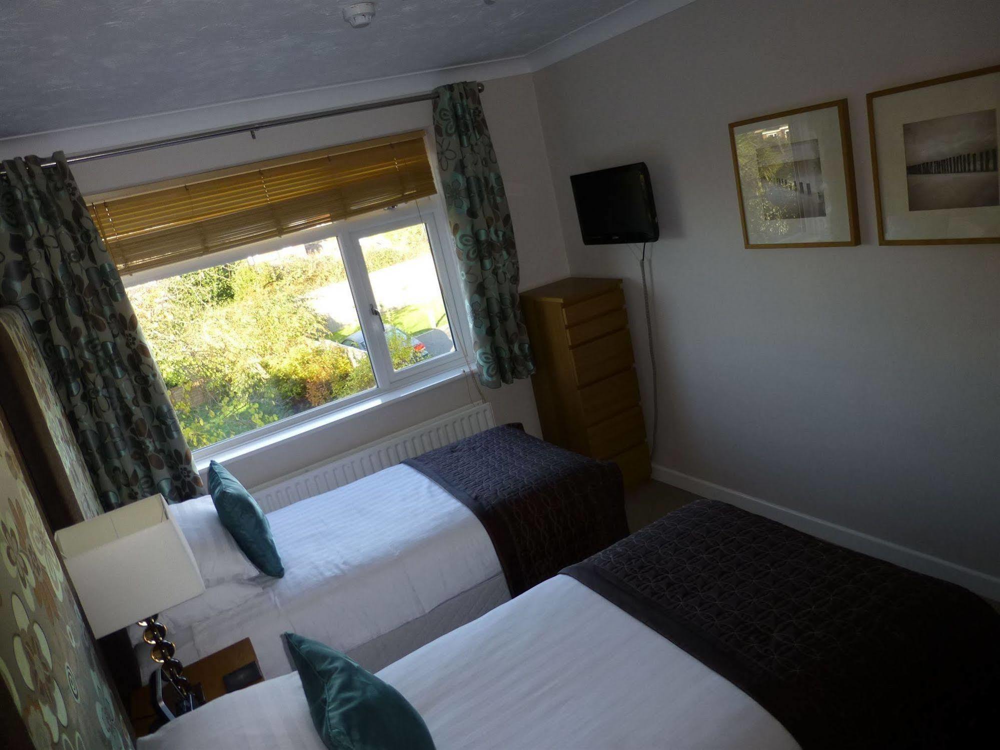 Waters Reach Guest House Крайстчърч Екстериор снимка